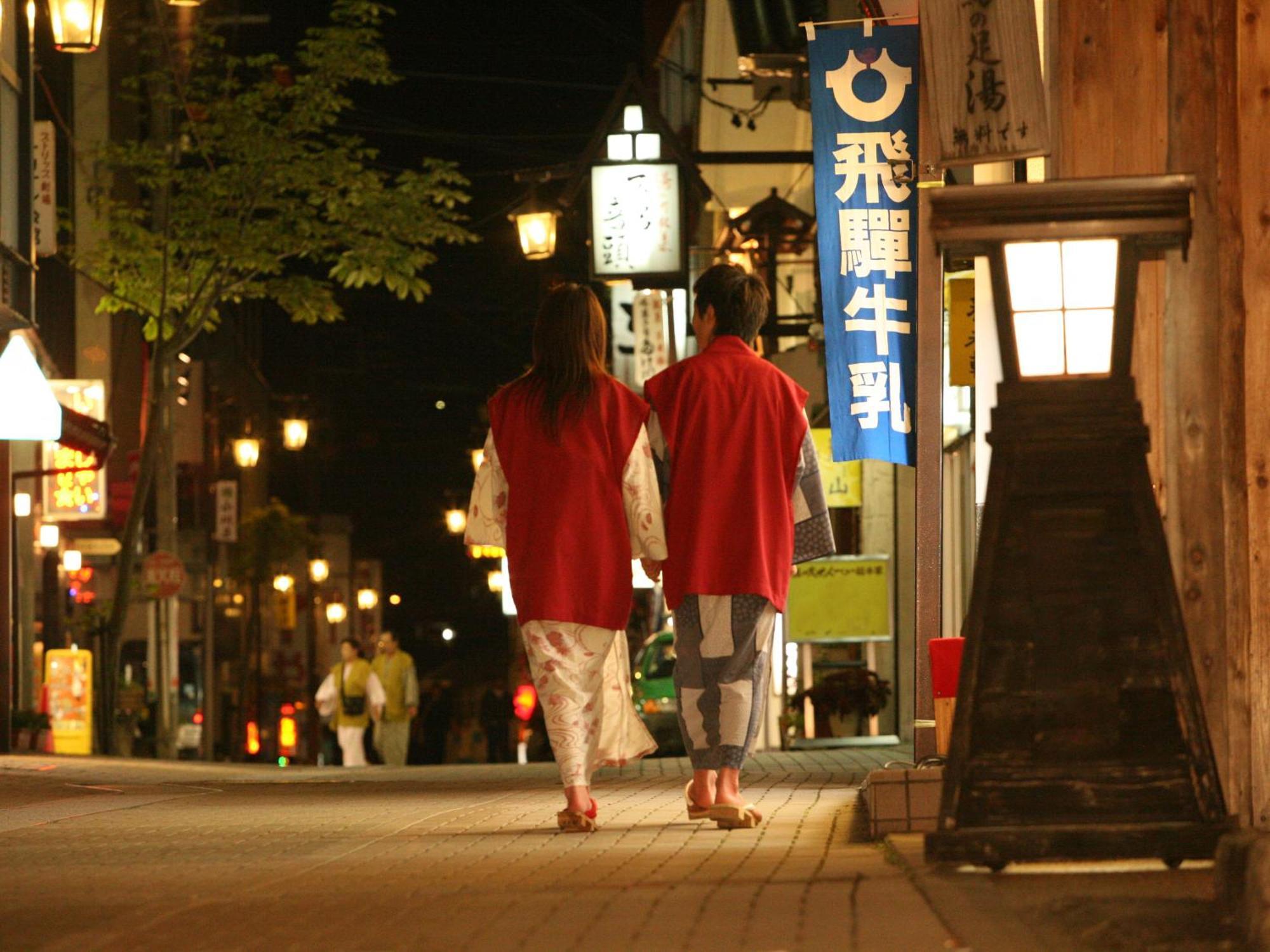 Ooedo Onsen Monogatari Gero Bekkan Hotell Eksteriør bilde