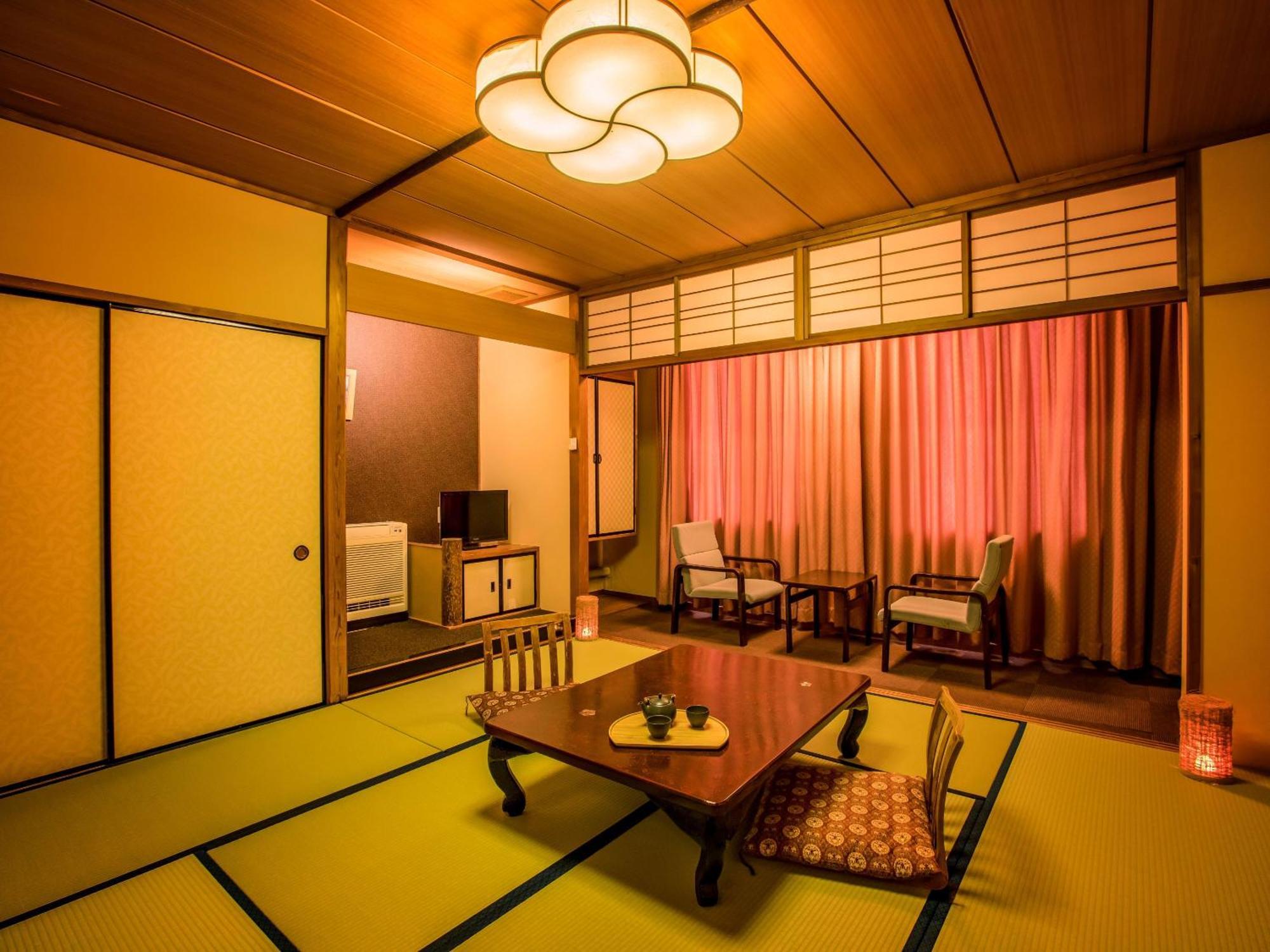 Ooedo Onsen Monogatari Gero Bekkan Hotell Rom bilde