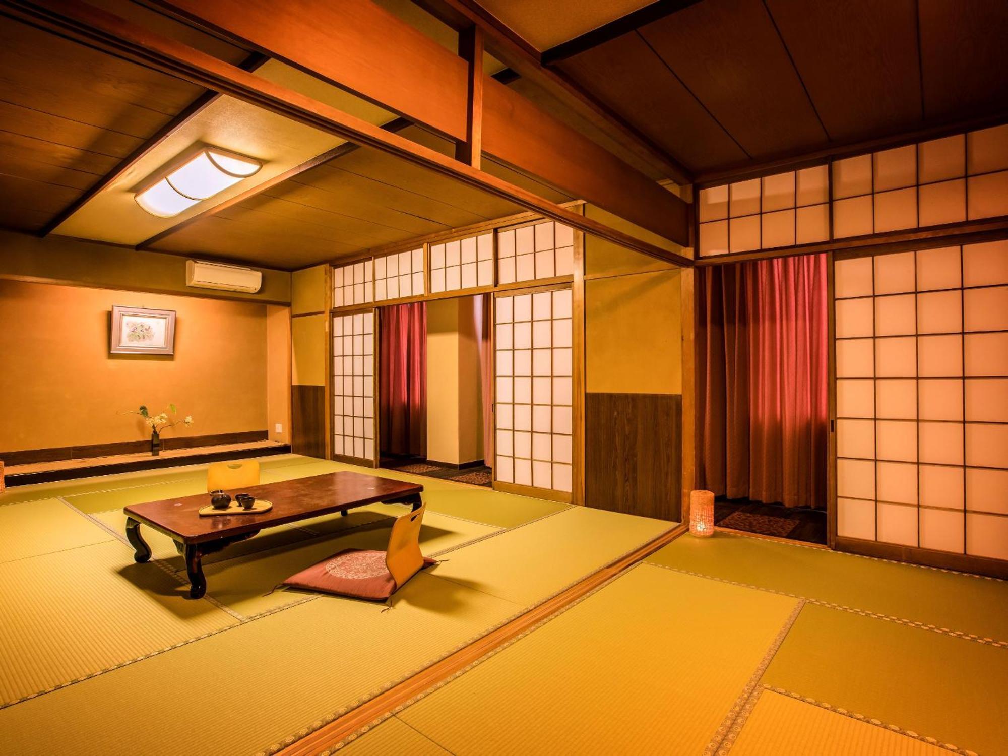 Ooedo Onsen Monogatari Gero Bekkan Hotell Rom bilde