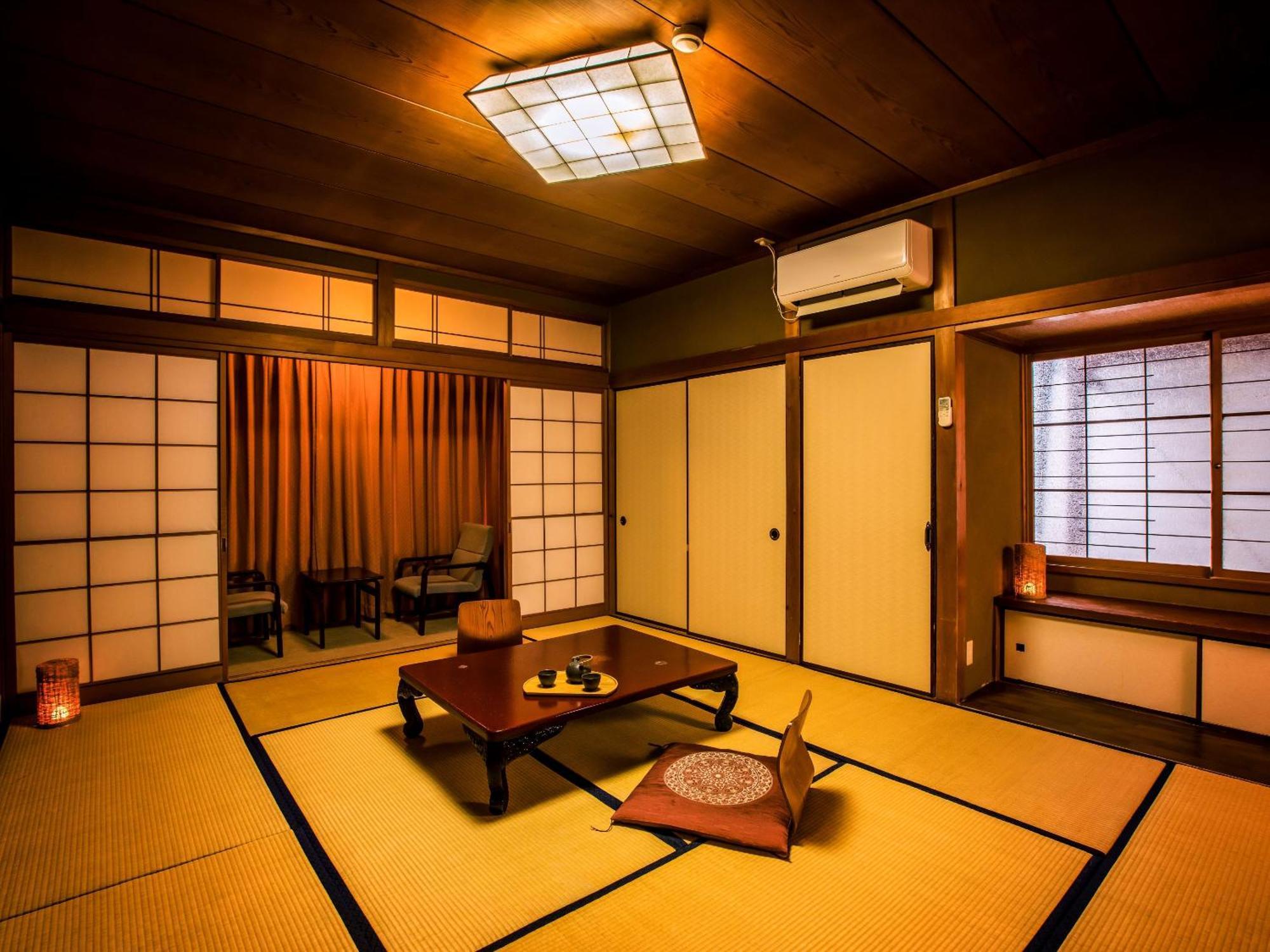 Ooedo Onsen Monogatari Gero Bekkan Hotell Rom bilde